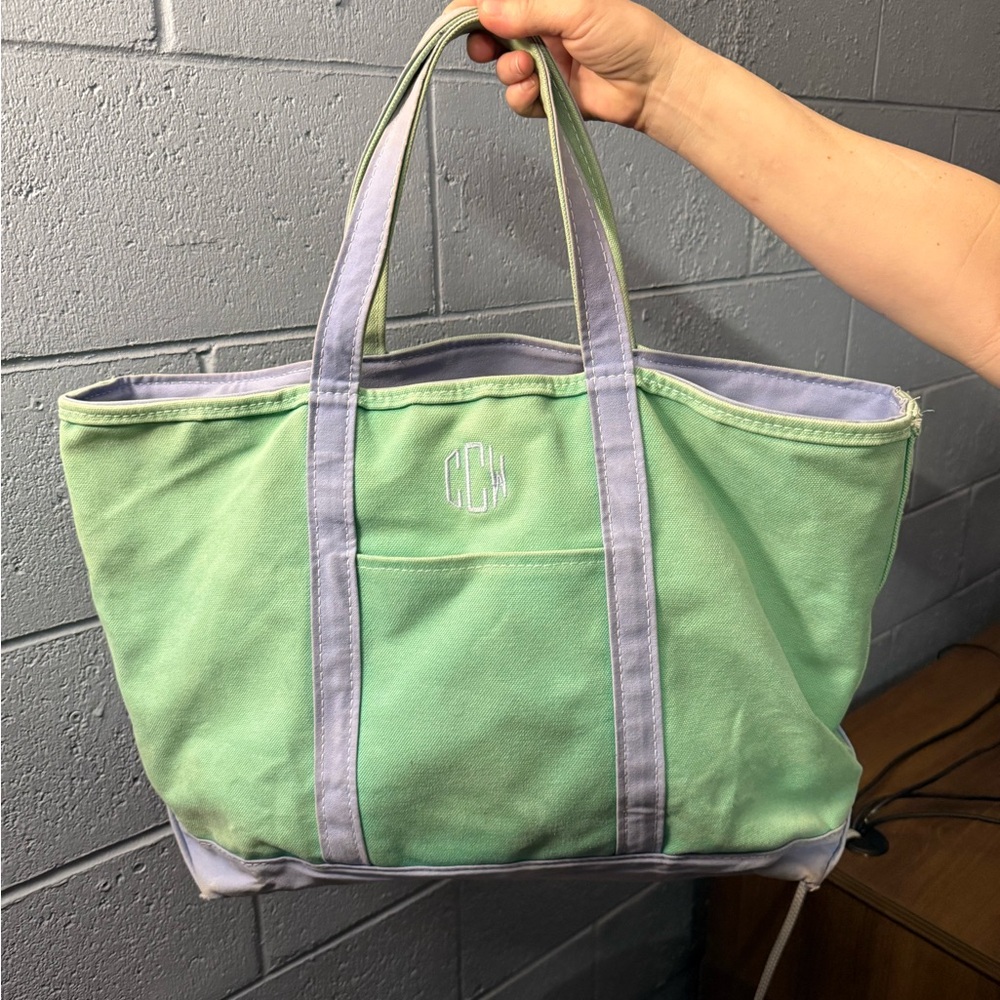 Medium LL Bean Zip Closure Lilac and Mint  Tote